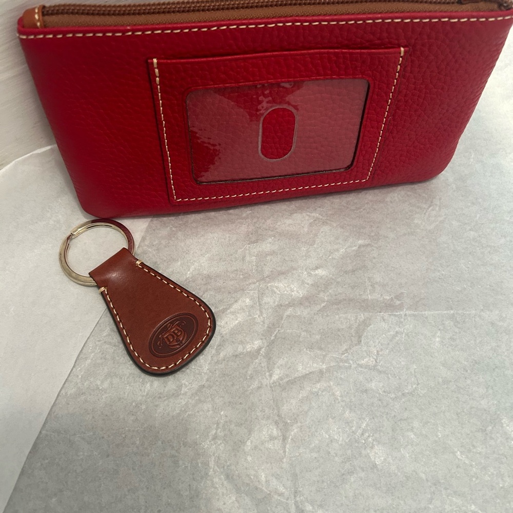 Red Leather ID Wallet with Key ring
Pebble leather 
7.5”L X 4”H